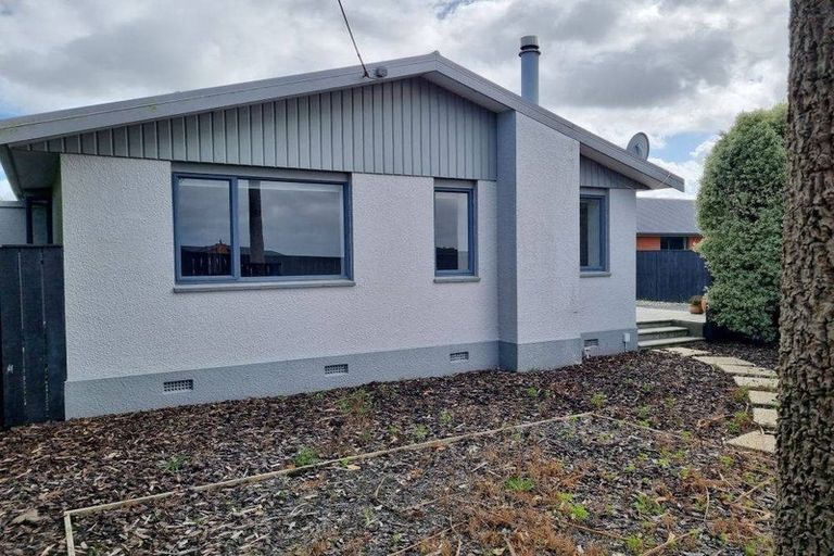 Photo of property in 80 Watt Road, Otatara, Invercargill, 9879