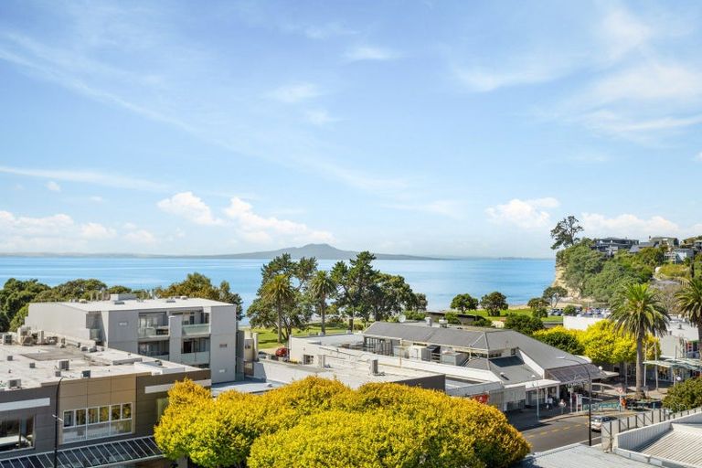 Photo of property in The Victor, 504/4 Bute Road, Browns Bay, Auckland, 0630