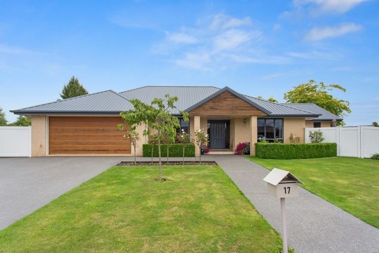 Photo of property in 17 Chamberlain Lane, Rangiora, 7400