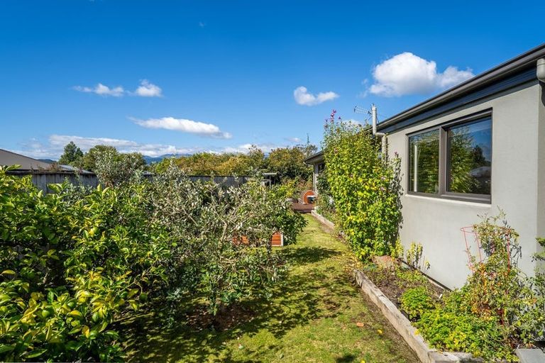 Photo of property in 8a Angus Place, Wakefield, 7025