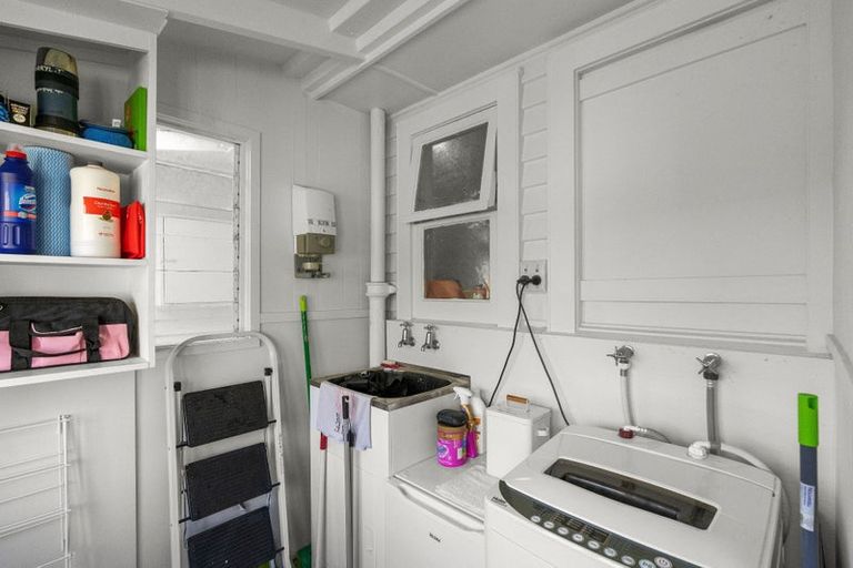 Photo of property in 16 Bledisloe Street, Levin, 5510