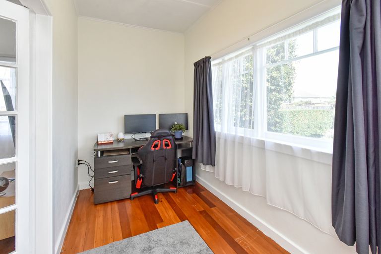 Photo of property in 4 Arawa Street, Papakura, 2110