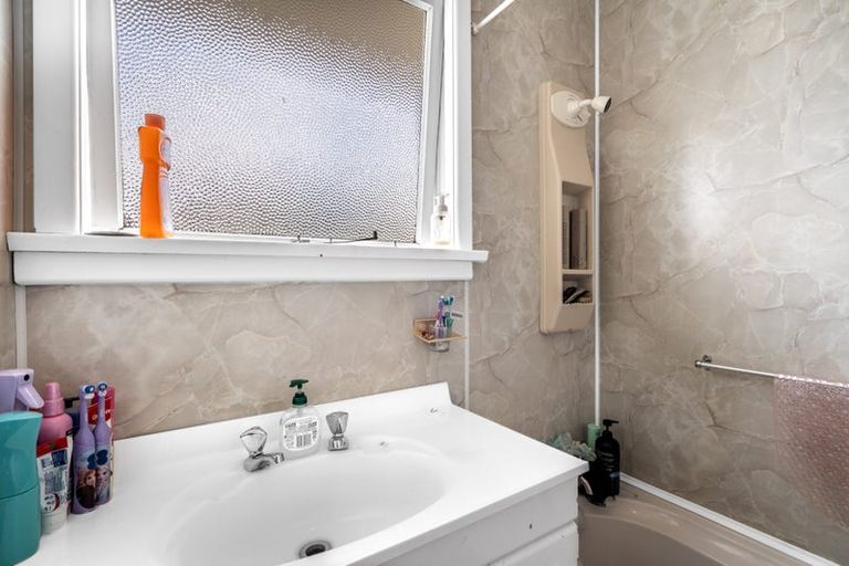 Photo of property in 6 Nevis Crescent, Grasmere, Invercargill, 9810