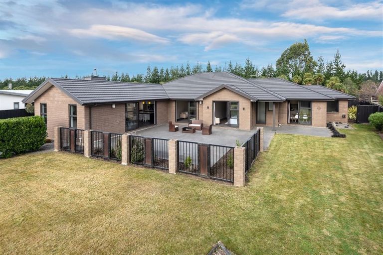 Photo of property in 74 Rotherham Drive, West Melton, 7618