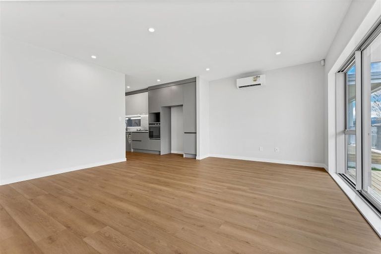 Photo of property in 23 Yellow Pear Lane, Karaka, 2578