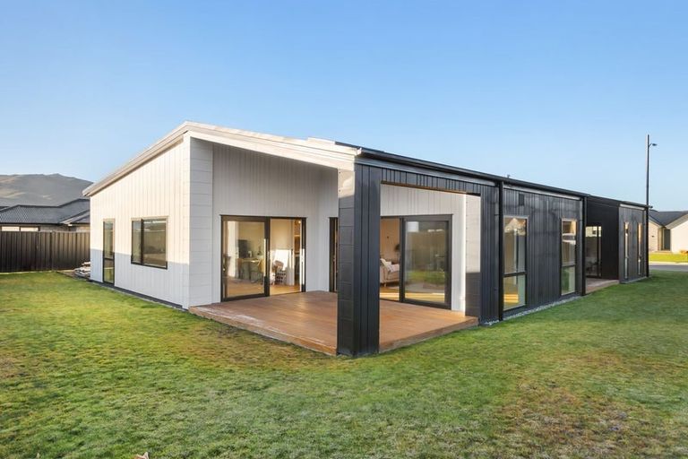 Photo of property in 4 Smitham Drive, Cromwell, 9310