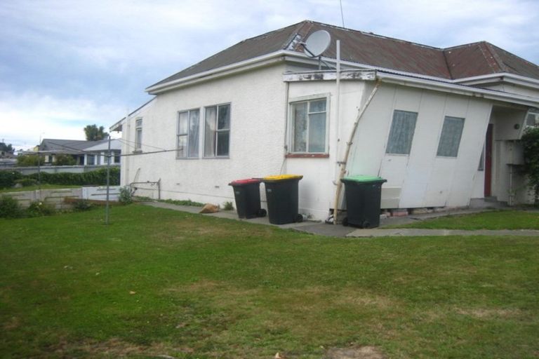 Photo of property in 16 Victoria Street, Parkside, Timaru, 7910