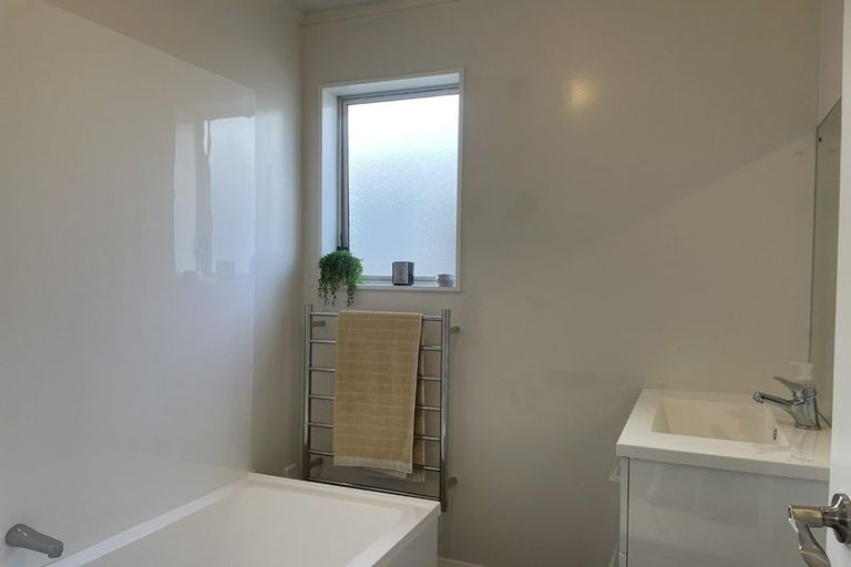 Photo of property in 219 The Esplanade, Petone, Lower Hutt, 5012