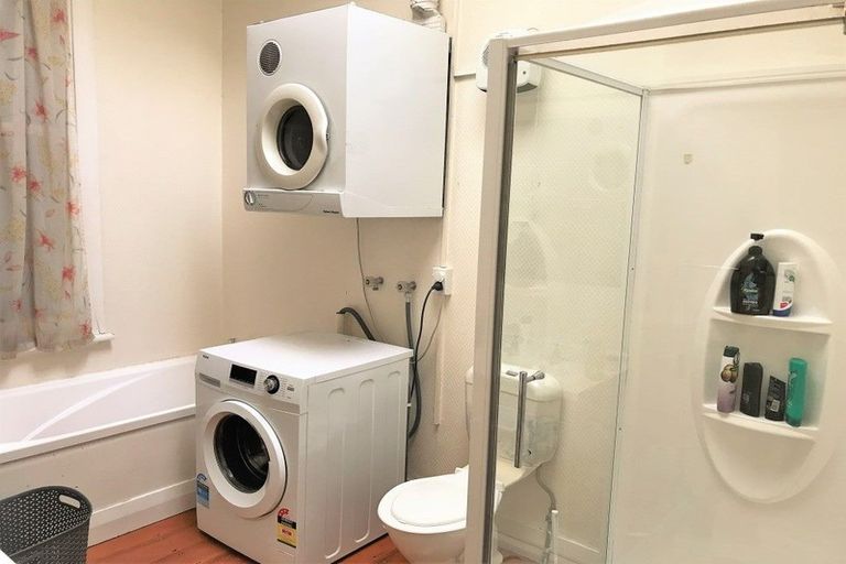 Photo of property in 4 Islington Street, North East Valley, Dunedin, 9010