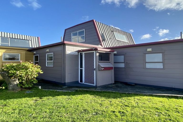 Photo of property in 49b Auckland Street, Picton, 7220