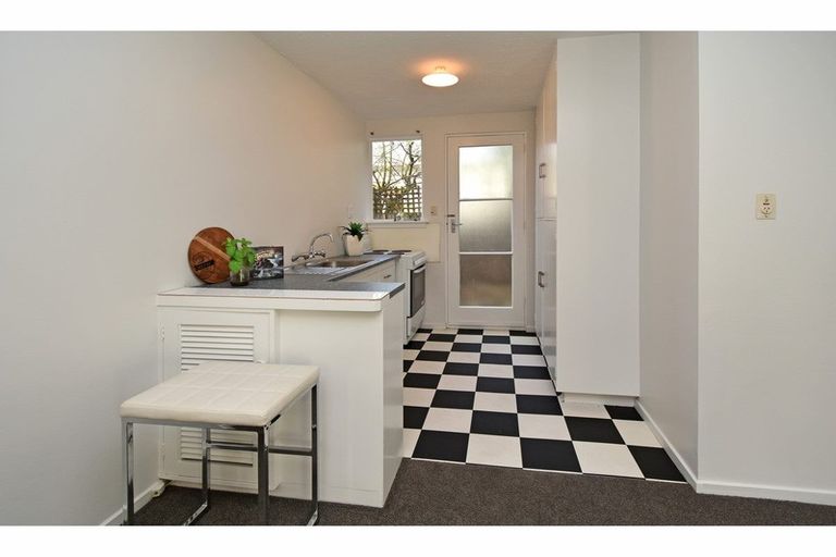 Photo of property in 2/50 Clare Road, St Albans, Christchurch, 8014