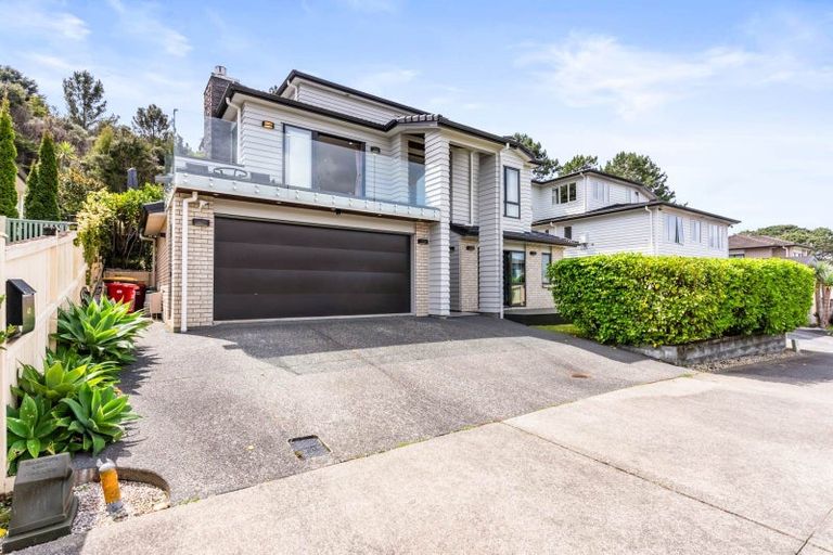 Photo of property in 40 Silver Moon Road, Albany Heights, Auckland, 0632