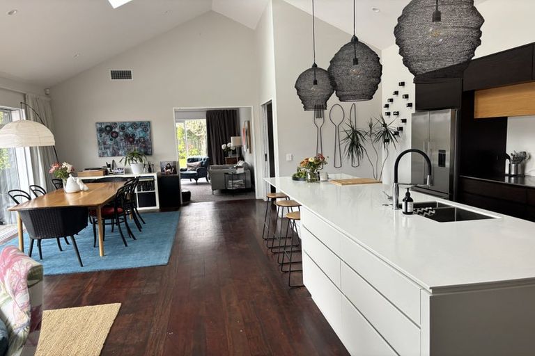 Photo of property in 31 Simla Crescent, Khandallah, Wellington, 6035