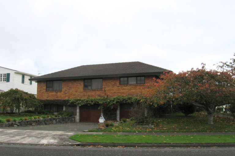 Photo of property in 14 Windsor Avenue, Waikanae, 5036