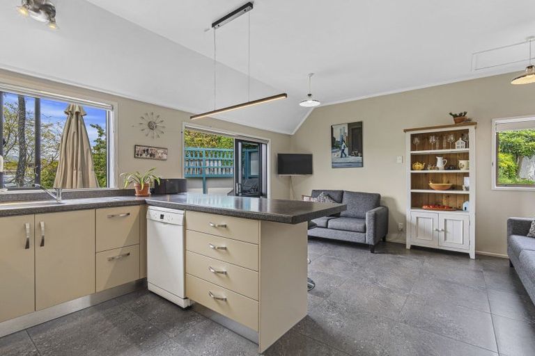 Photo of property in 13a Mangorei Road, Strandon, New Plymouth, 4312