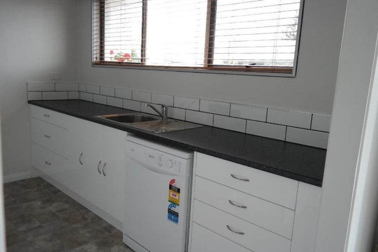 Photo of property in 8a Eltham Road, Blenheim, 7201