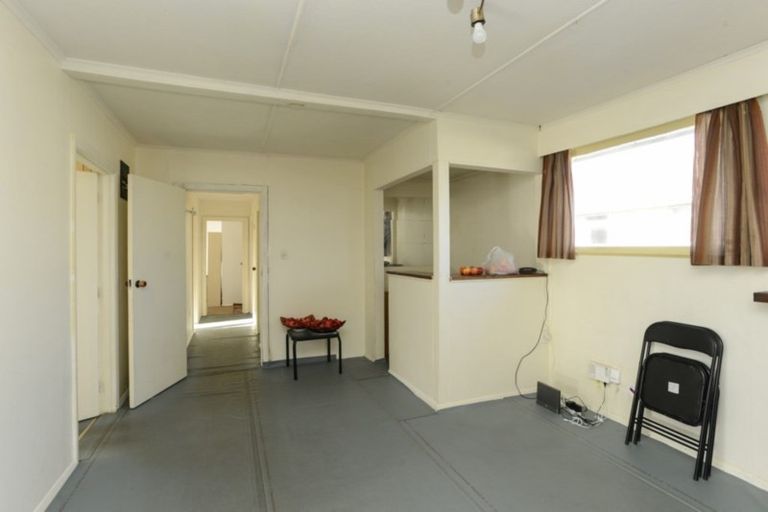 Photo of property in 409 Kotuku Street, Camberley, Hastings, 4120