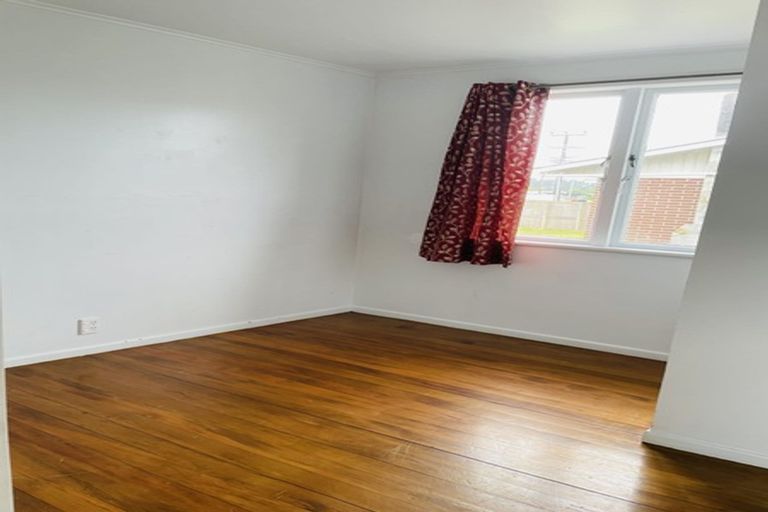 Photo of property in 339 Main Road, Huapai, Kumeu, 0810