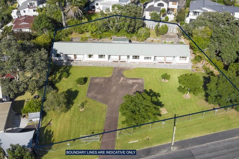 Photo of property in 16-18 Handley Avenue, Narrow Neck, Auckland, 0624