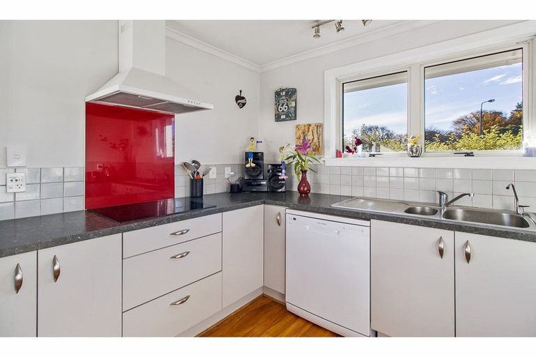 Photo of property in 7 Ashbury Avenue, Waimataitai, Timaru, 7910