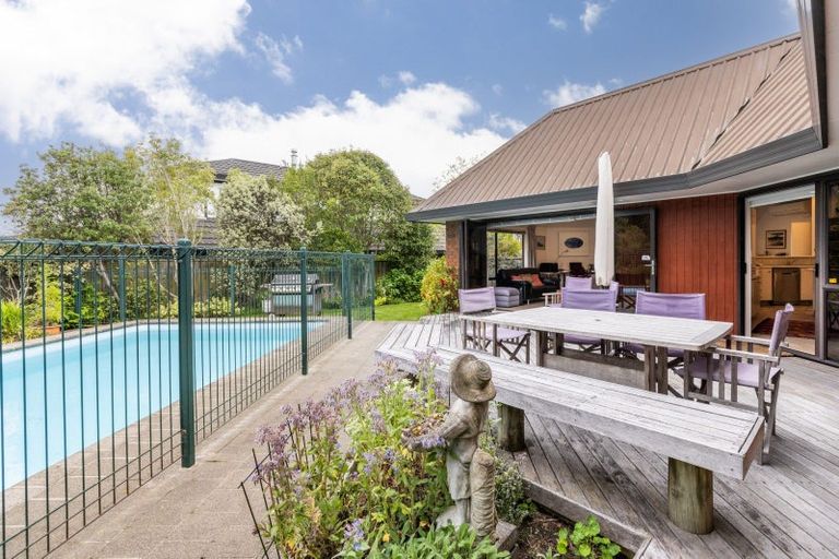 Photo of property in 6 Kingsgate Avenue, Havelock North, 4130