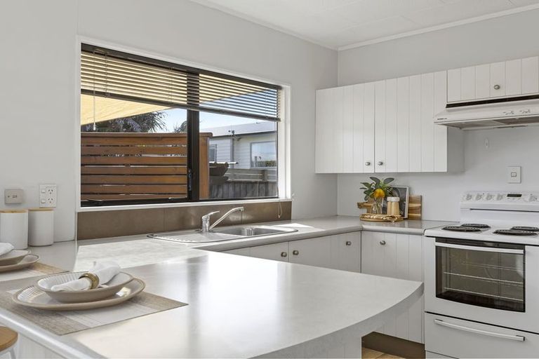 Photo of property in 2/10 Koha Road, Taupo, 3330
