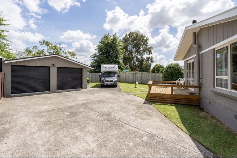 Photo of property in 43 Lewis Street, Glenview, Hamilton, 3206