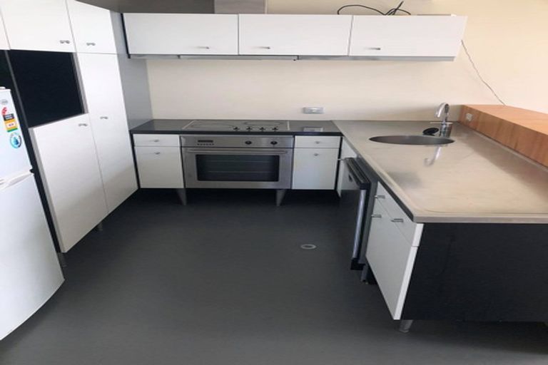 Photo of property in St Pauls Apartments, 32/43 Mulgrave Street, Thorndon, Wellington, 6011