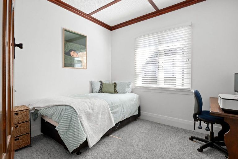Photo of property in 2 Saint Olpherts Avenue, Hamilton East, Hamilton, 3216