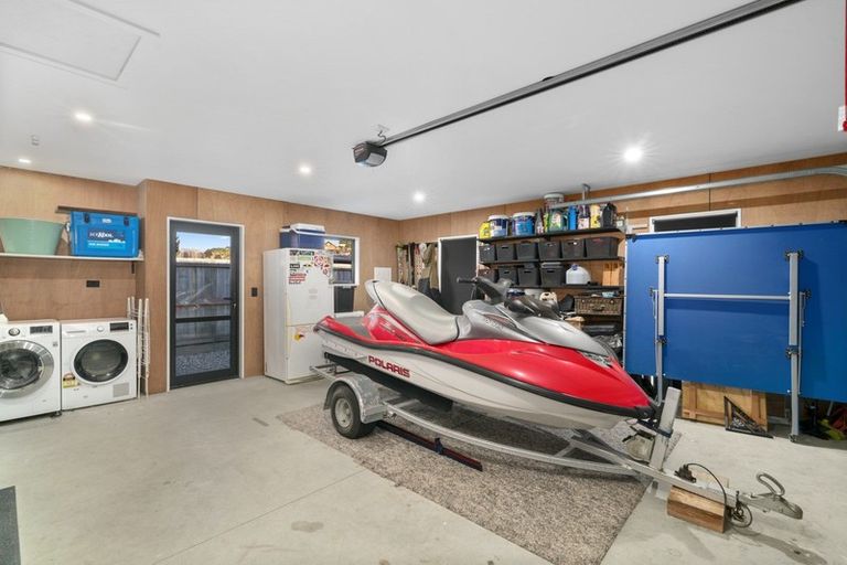 Photo of property in 12 Kingfisher Crescent, Albert Town, Wanaka, 9305