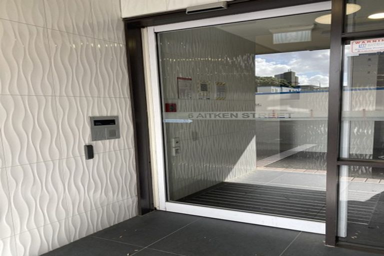 Photo of property in Aitken Street Apartments, 516/5 Aitken Street, Thorndon, Wellington, 6011