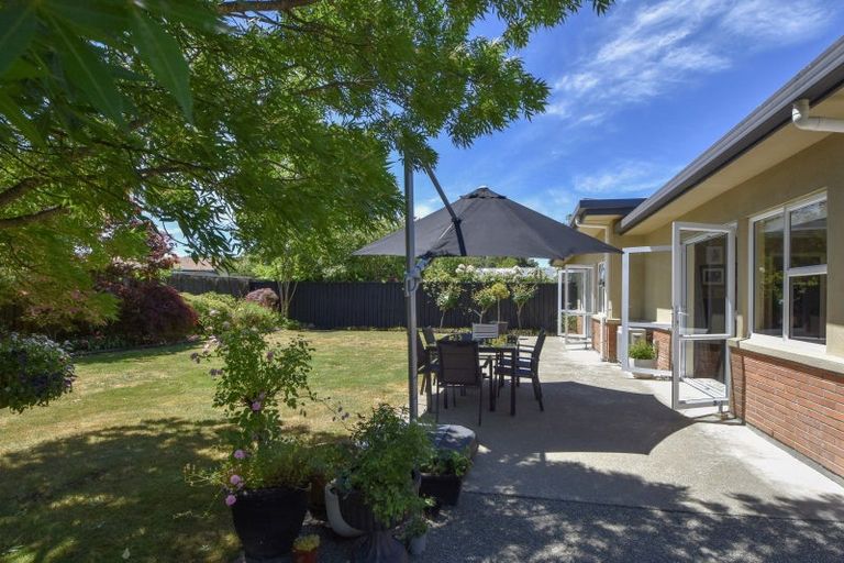 Photo of property in 26 Deller Drive, Carterton, 5713