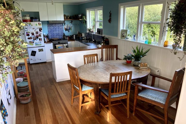 Photo of property in 19a Kekerenga Street, Strathmore Park, Wellington, 6022