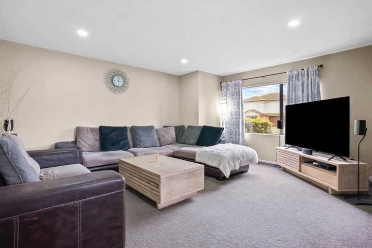 Photo of property in 28 Malahide Drive, Flat Bush, Auckland, 2019