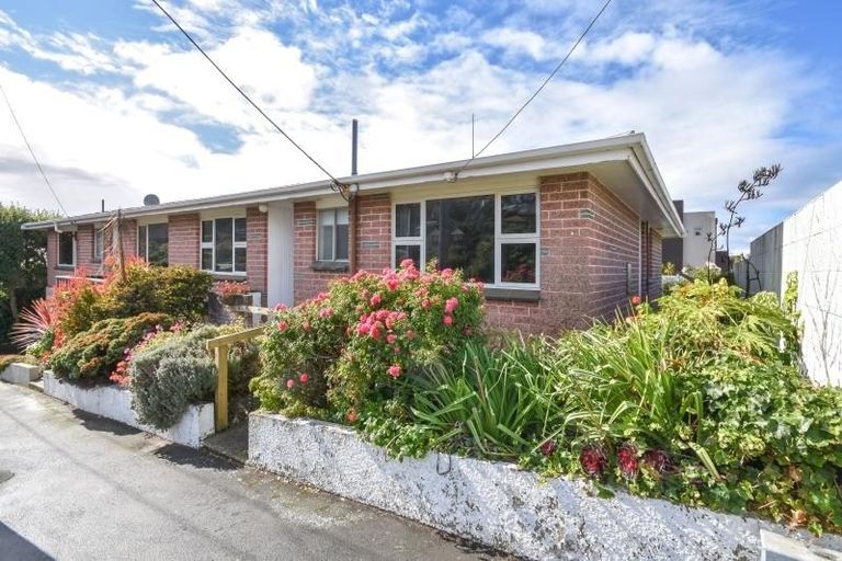 Photo of property in 31 Cliffs Road, Saint Clair, Dunedin, 9012