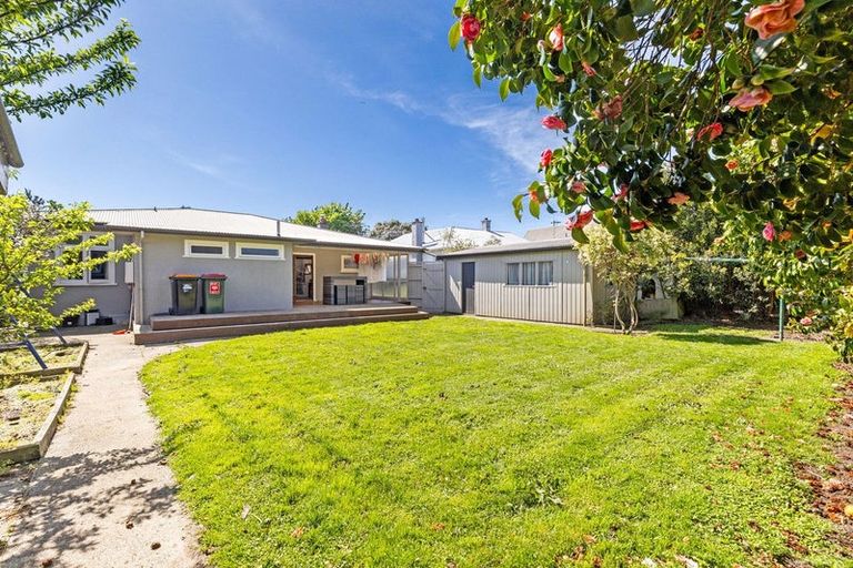 Photo of property in 84 Rongopai Street, Palmerston North, 4414