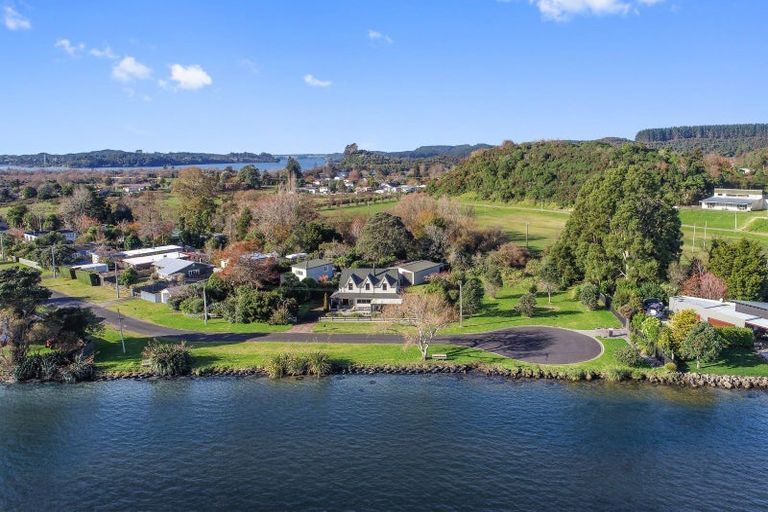 Photo of property in 15 Waana Street, Mourea, Rotorua, 3074