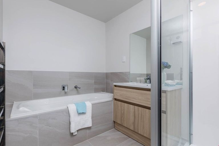 Photo of property in 37 Bight Road, Long Bay, Auckland, 0630