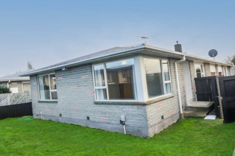 Photo of property in 2/8 Arawa Street, Shirley, Christchurch, 8013