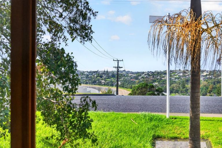 Photo of property in 86 Stanmore Bay Road, Stanmore Bay, Whangaparaoa, 0932