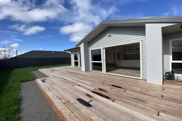 Photo of property in 8 Dinneen Close, Frimley, Hastings, 4120