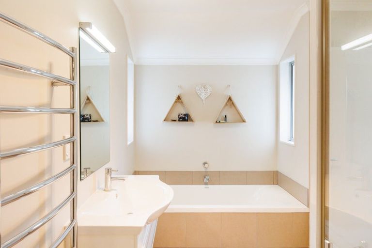 Photo of property in 449a Featherston Street, Palmerston North, 4414