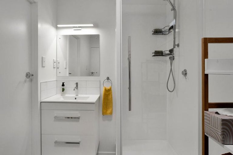 Photo of property in 11b Hine Street, New Plymouth, 4310