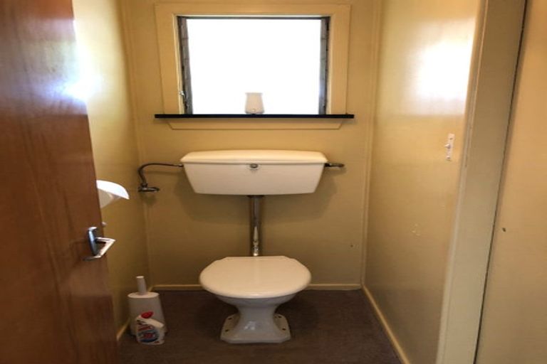 Photo of property in 1 Riverview Lane, Balclutha, 9230