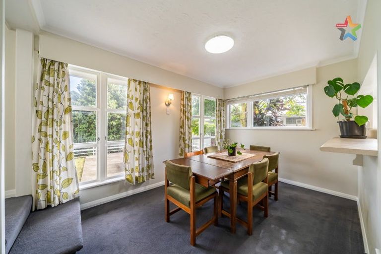 Photo of property in 19 Thomas Street, Stokes Valley, Lower Hutt, 5019