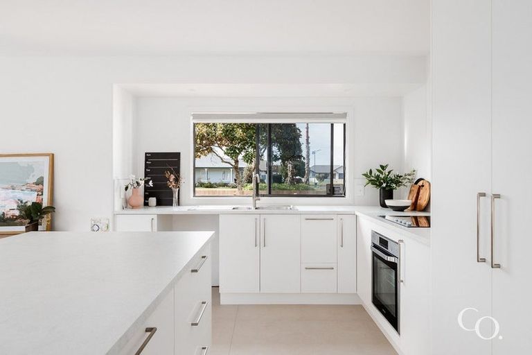 Photo of property in 88 Gravatt Road, Papamoa Beach, Papamoa, 3118