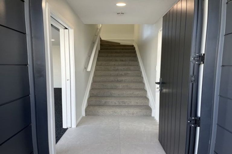 Photo of property in 57 Tima Lane, Mangere Bridge, Auckland, 2022