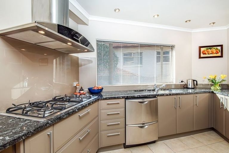 Photo of property in 1/126 Whangaparaoa Road, Red Beach, 0932