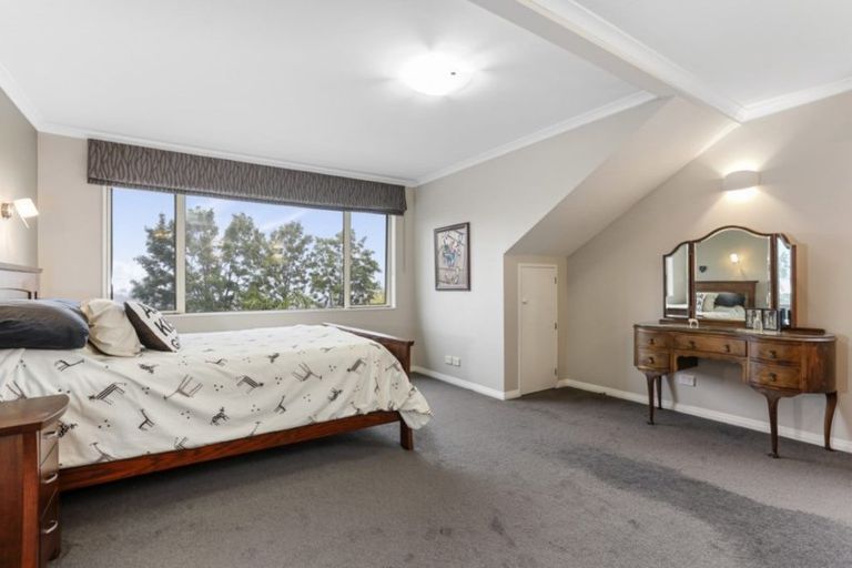Photo of property in 181 Shaw Road, Oratia, Auckland, 0604