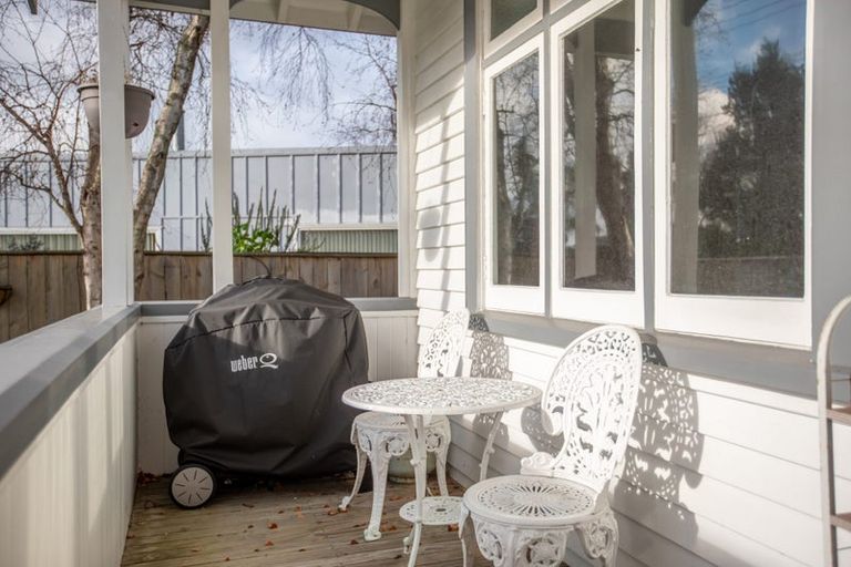 Photo of property in 96a Arawhata Road, Paraparaumu, 5032